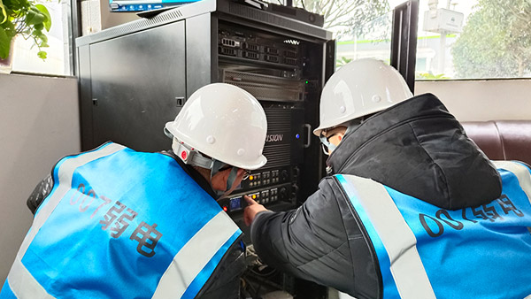 服务现?。?）